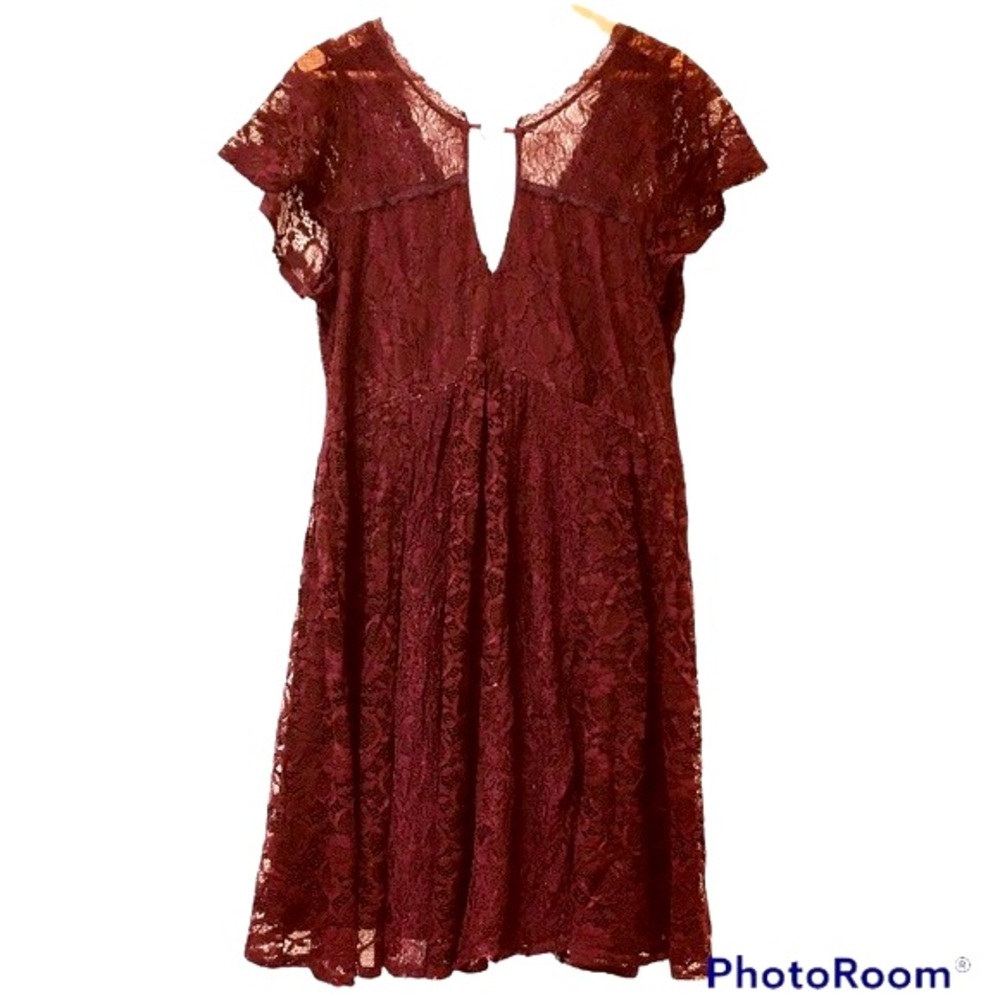 Torrid GUC SIZE 2 maroon baby doll keyhole lace dress open back skater dress